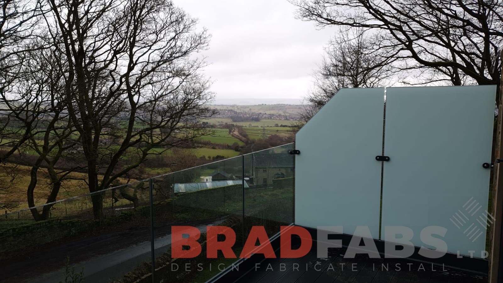 channel system infinity glass balustrade by Bradfabs 