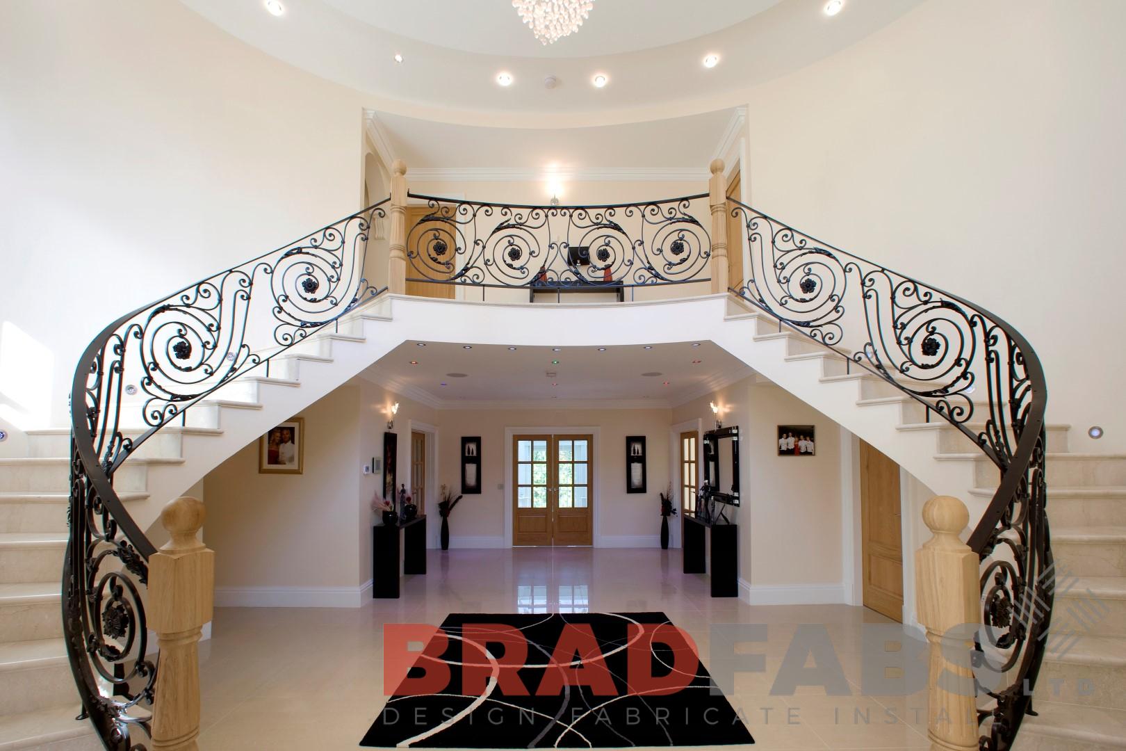 High Quality Curved Staircase Balustrade