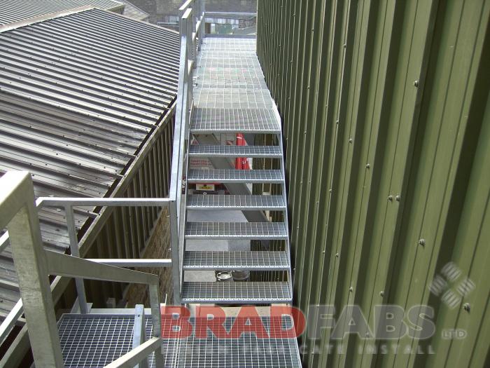 metal walkway provided by Bradfabs