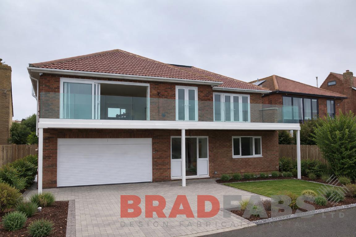 Designing Balconies That Meet UK Building Regulations