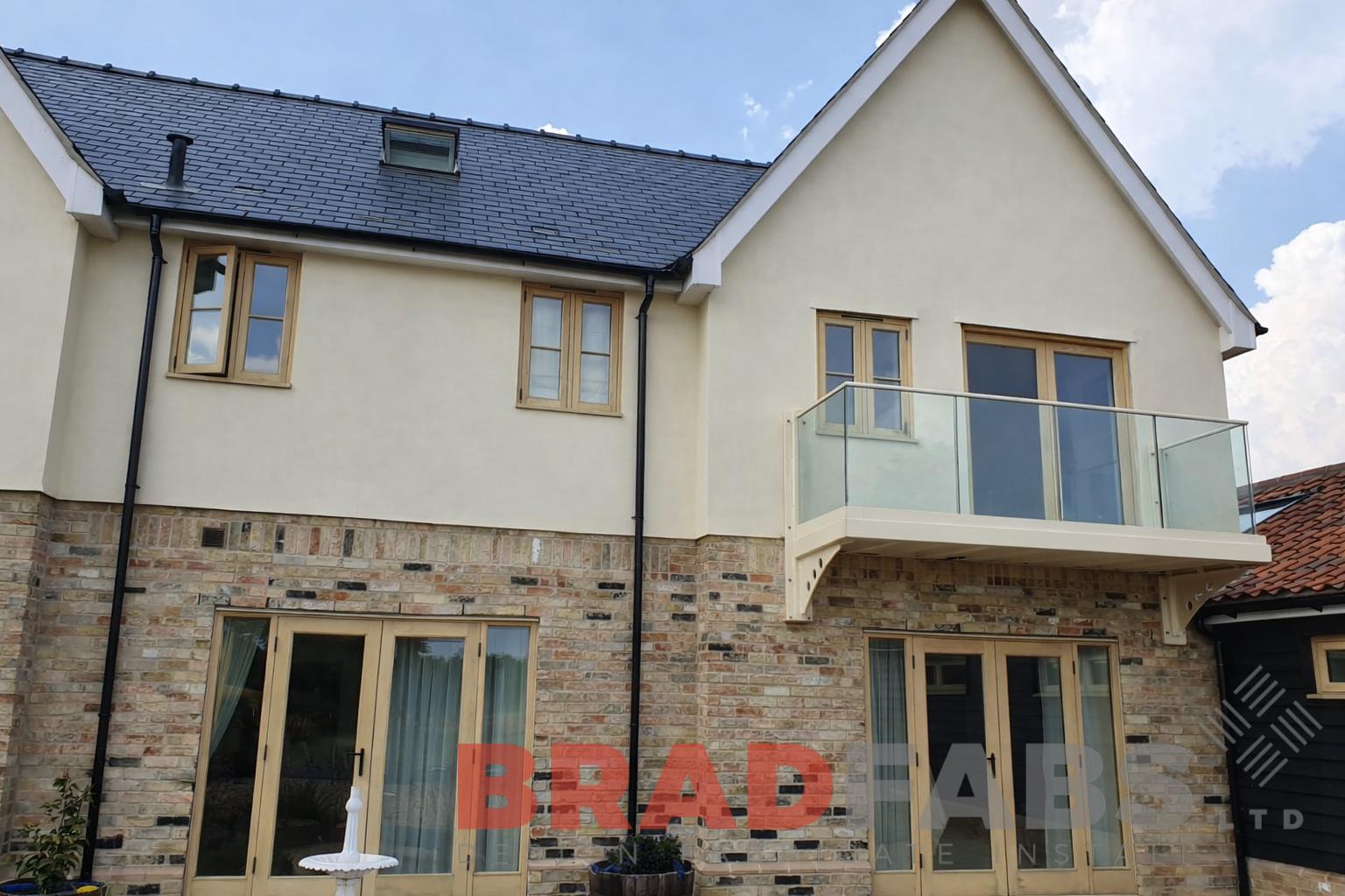 Bradfabs, cantilevered balcony, infinity glass, bespoke balcony 