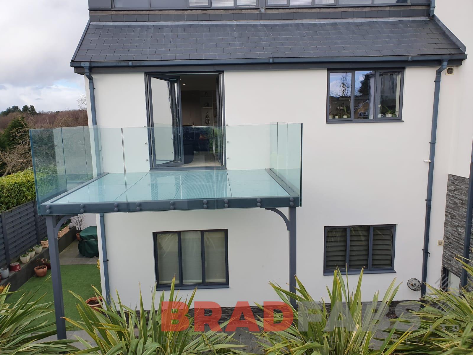 Bradfabs, balcony, bespoke balcony, infinity glass balustrade, glass floor