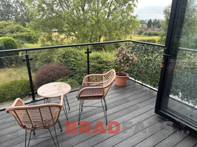 Made to measure balcony by Bradfabs