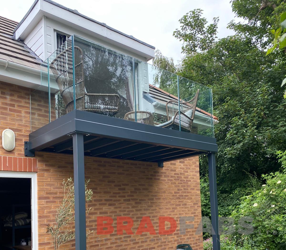 Bradfabs, channel system, glass balustrade, infinity glass, bespoke fabrication