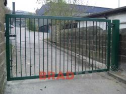 Lockable school gate supplied by Bradfabs