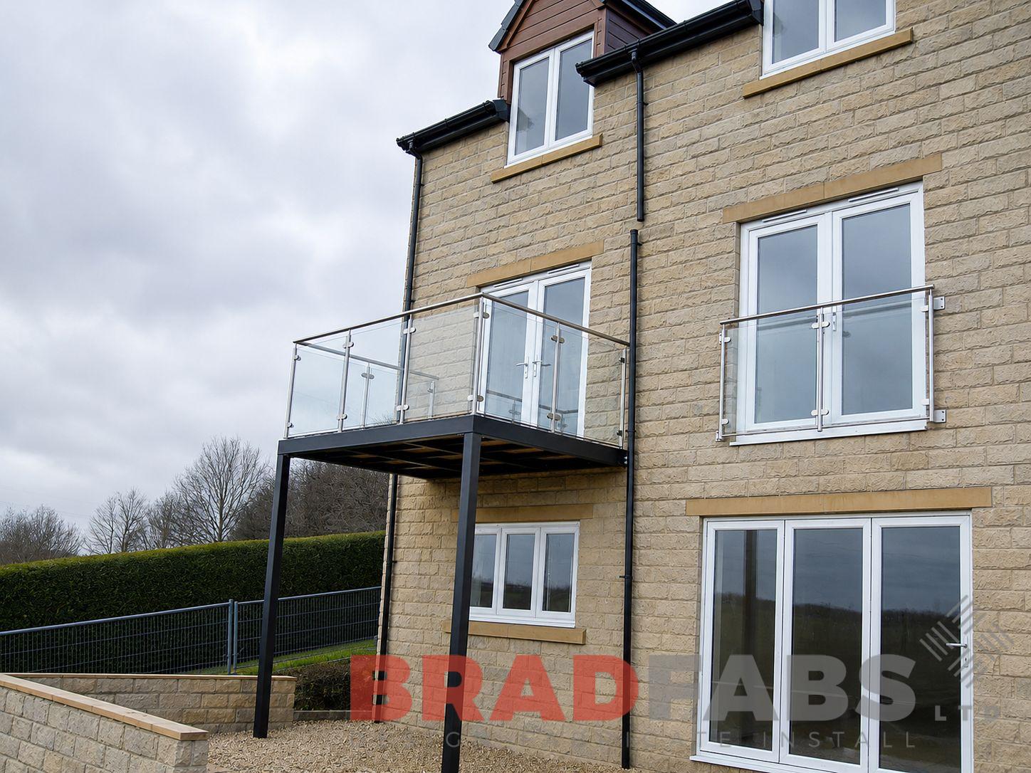 Balcony and balconette both in with stainless steel and glass