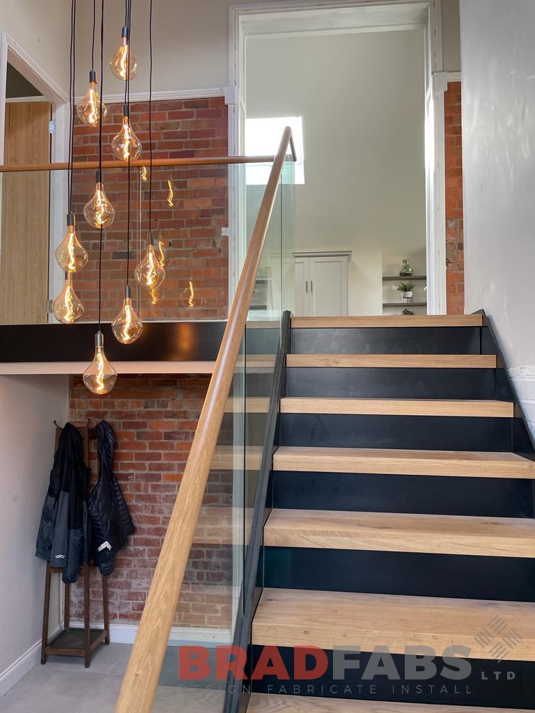 Bespoke, internal staircase, Bradfabs, oak treads, infinity glass 