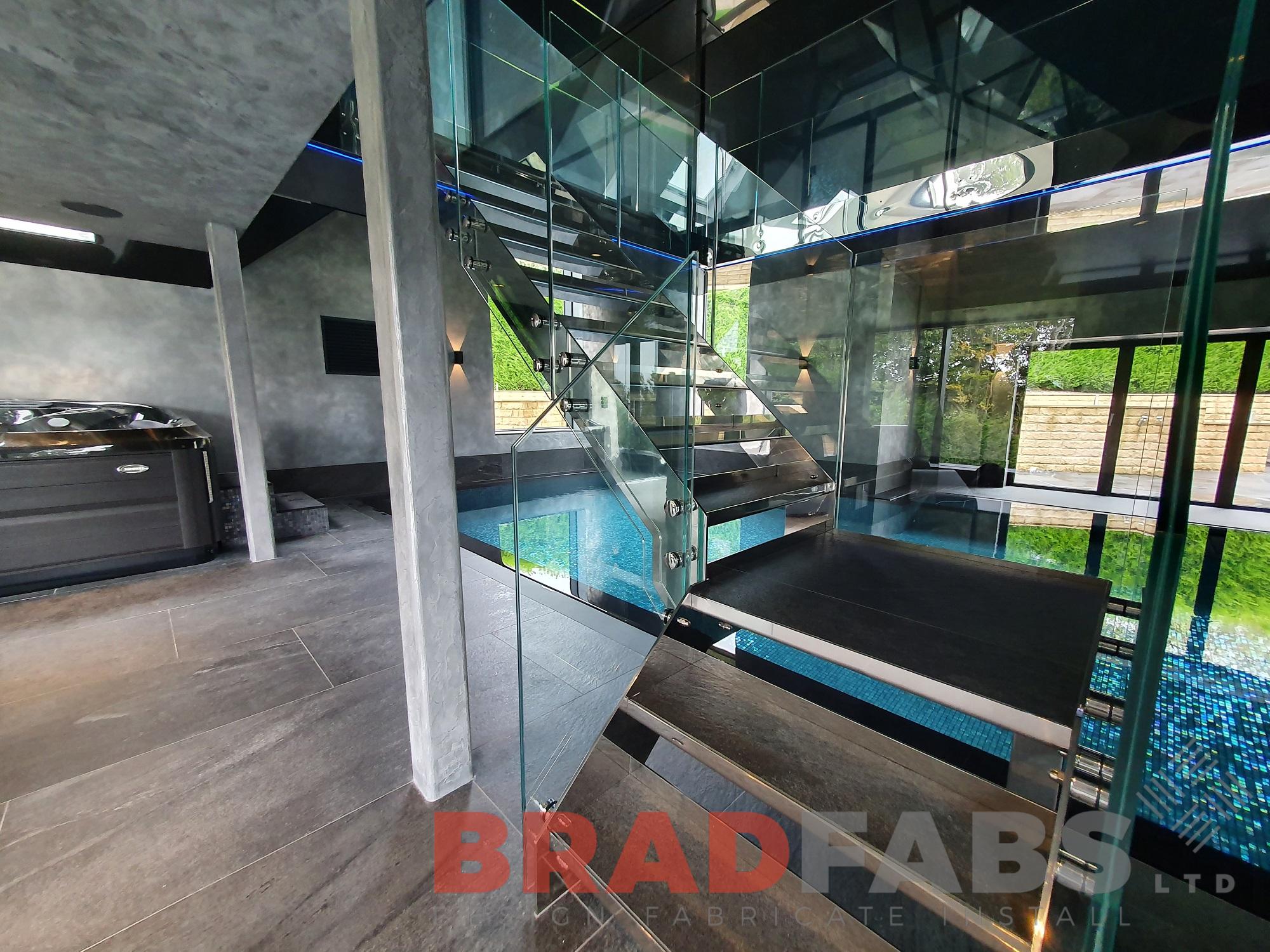 Bradfabs, stainless steel staircase, mirror polish staircase, poolside staircase, internal staircase, bespoke staircase, steelwork, steel fabricators 